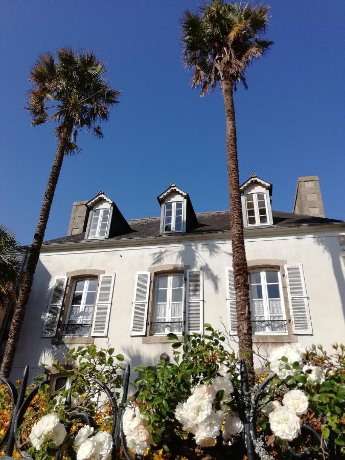 Maison Papillons Plomodiern Exterior photo